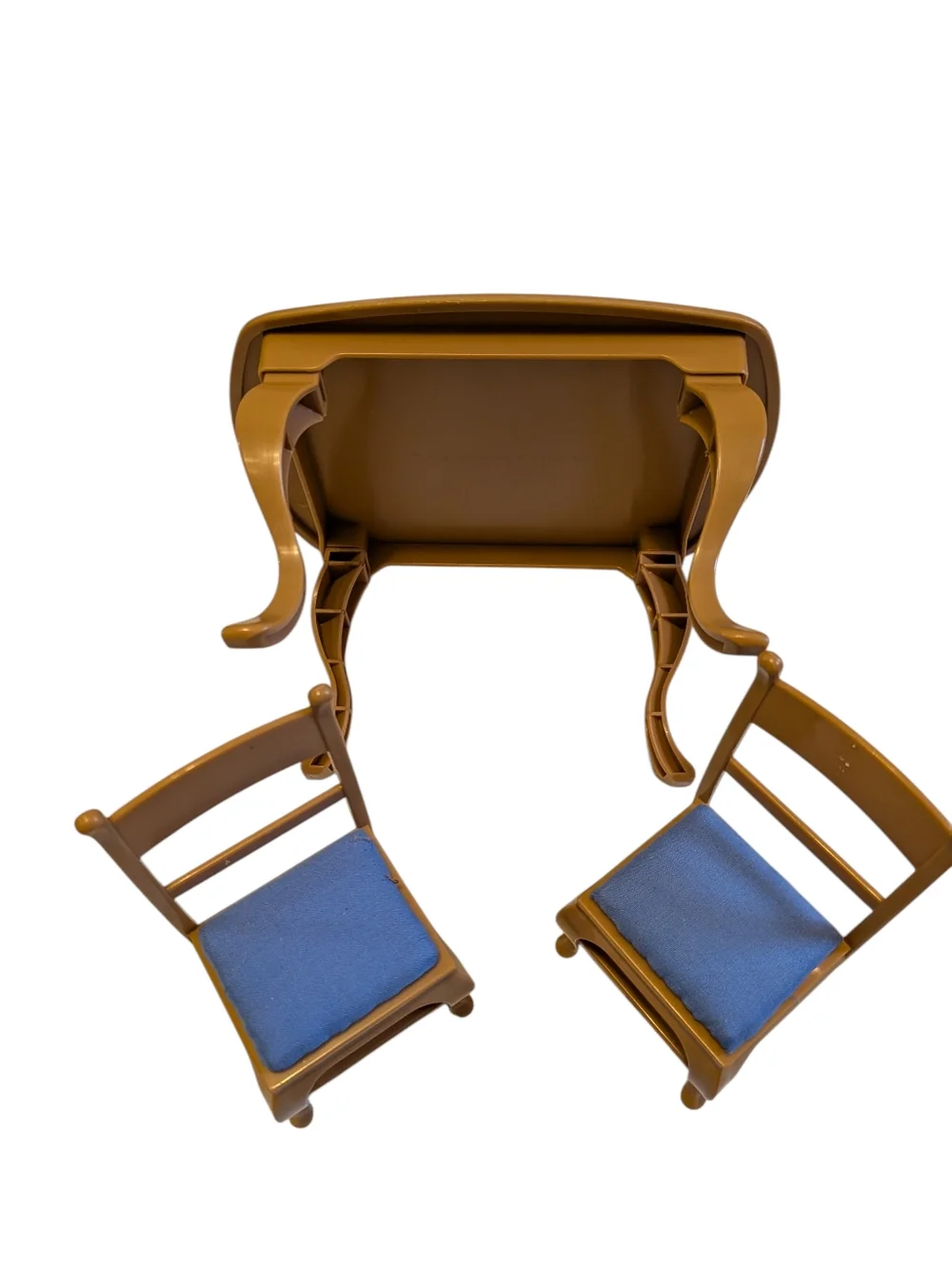 Madeline Dining Room Set Table & Chairs 2002